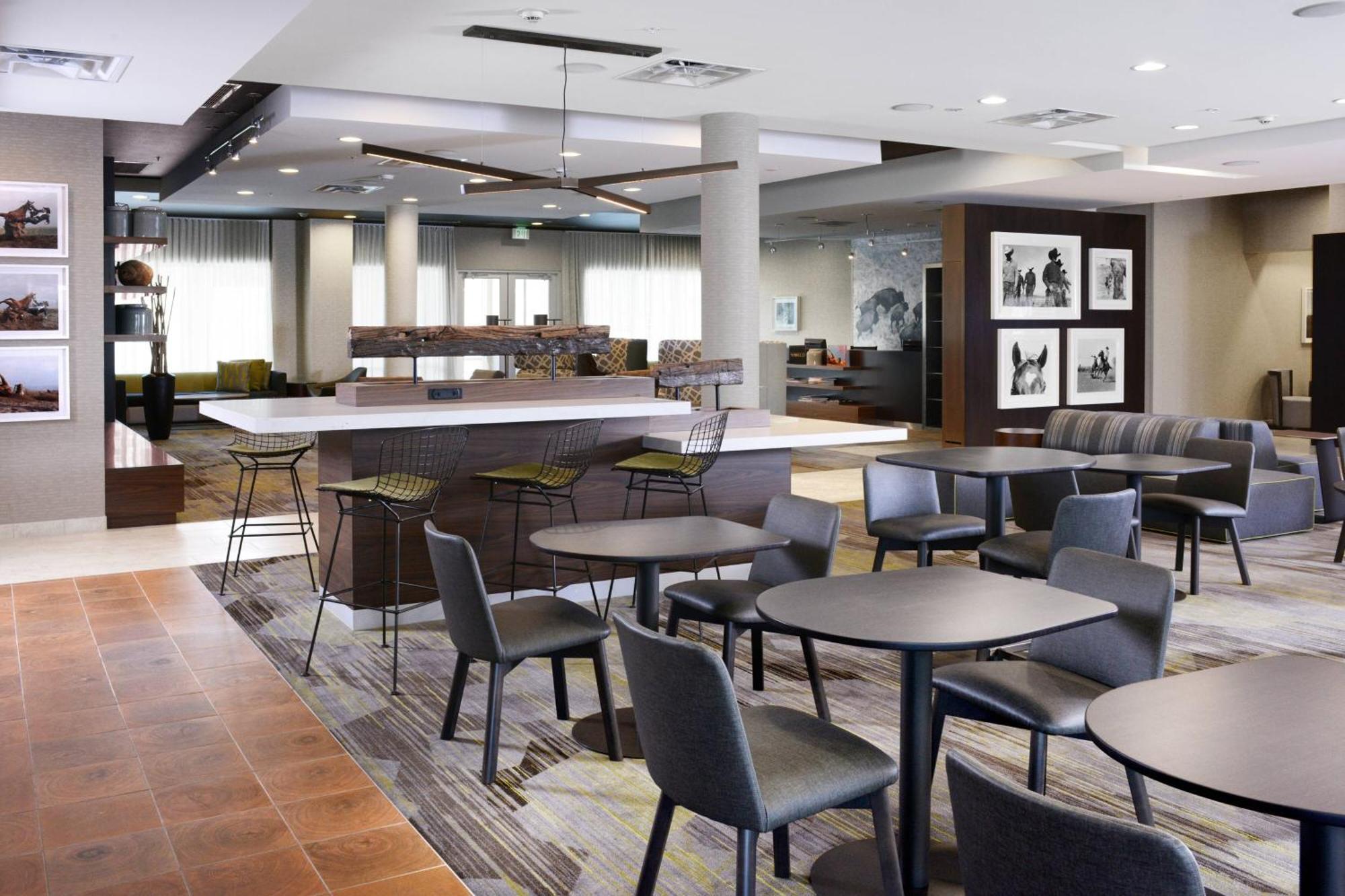 Courtyard By Marriott Dallas Plano/The Colony Zewnętrze zdjęcie
