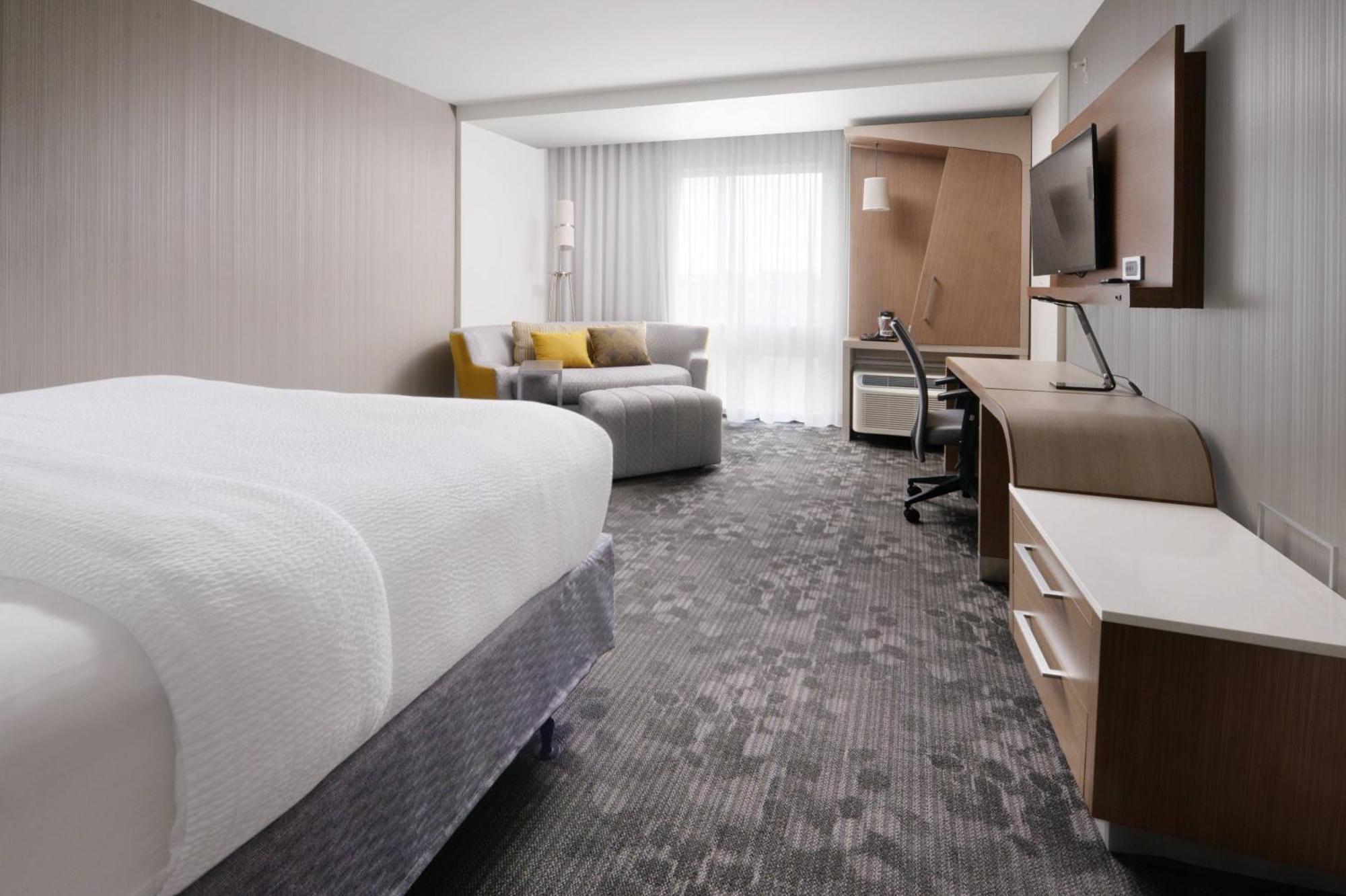 Courtyard By Marriott Dallas Plano/The Colony Zewnętrze zdjęcie